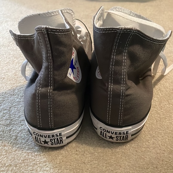 Chuck Taylor Allstar Mens 11/Wo’s 13 Unisex Hightop Converse - Picture 6 of 9